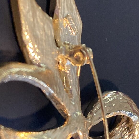 Vintage Bow Brooch Pin Signed Roman Estate Textured Gold Tone Metal Rhinestone R - Picture 11 of 16